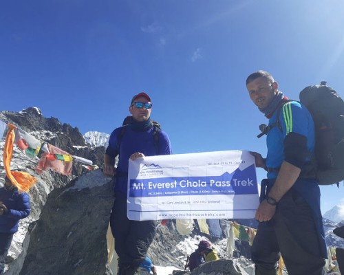 Chola Pass Trekking